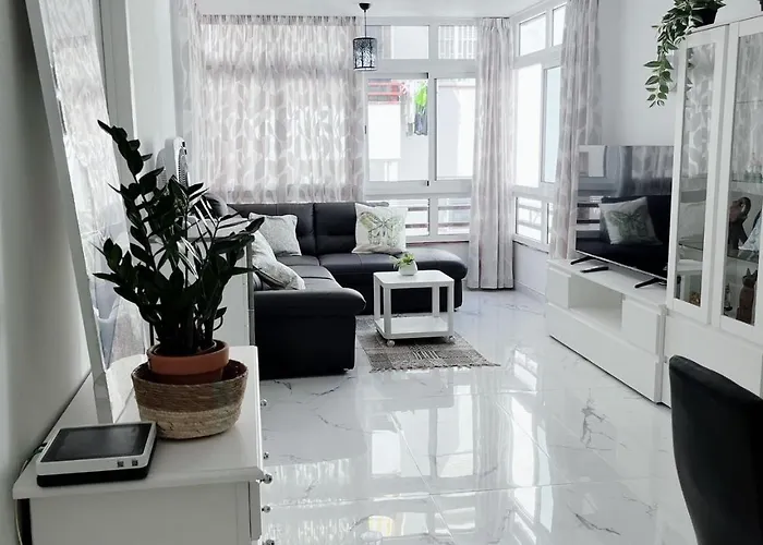 San Eugenio * אדחה